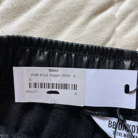 NWT Steve Madden - BB Dakota Faux Leather Jogger, Size Small - Picture 5 of 8